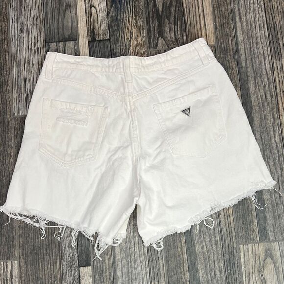 🔥 GUESS LOS ANGELES White Factory Cut-off Denim Jean Shorts Women Size 29 - EUC - Picture 1 of 11